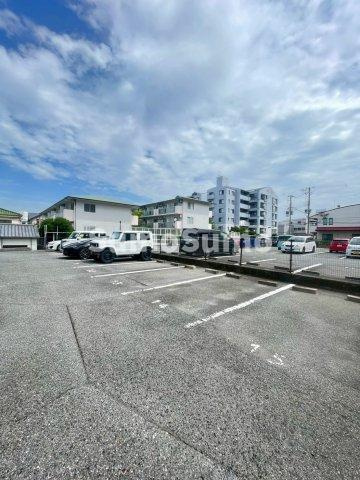 サンライフ大津和の駐車場|カースペースがあります