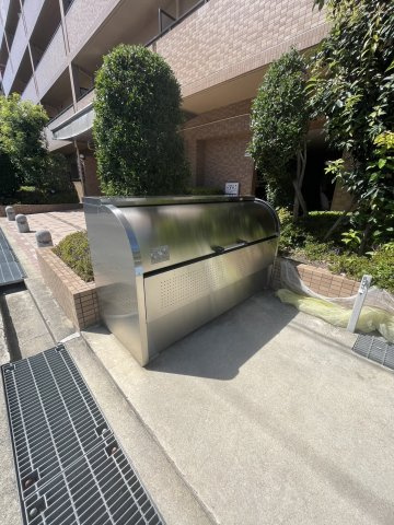 アバンティ御代開の外観