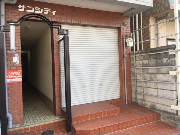 サンシティ天王寺のエントランス