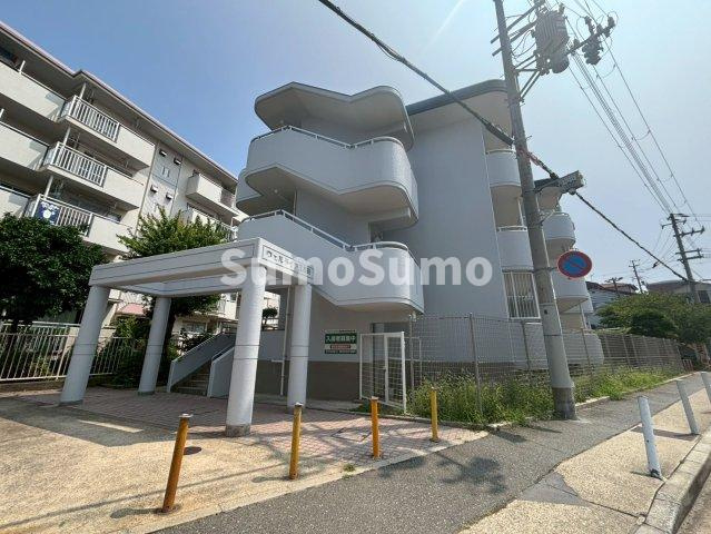 ウエルライフ王居殿の外観|外観は落ち着いています