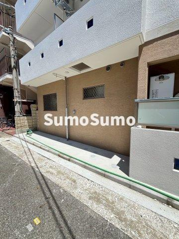 ウィンクルム西宮の駐車場