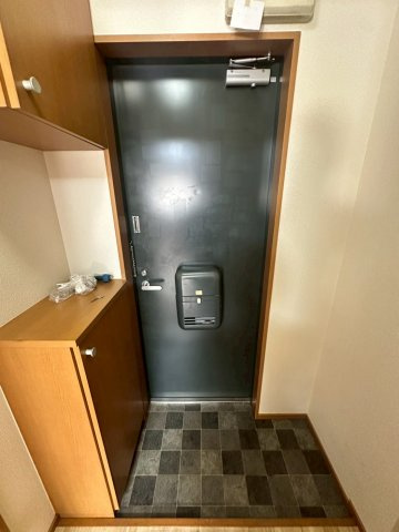 サンハイツ香枦園の玄関