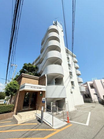サンクレール本多聞の外観