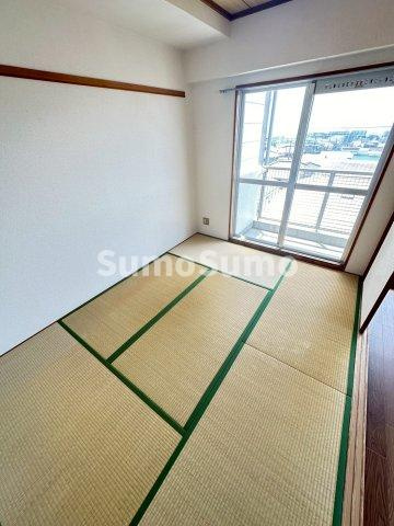 ヴィユー歌敷山の和室