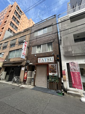 サンビルの外観