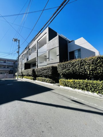 アクティス高田馬場四丁目の外観