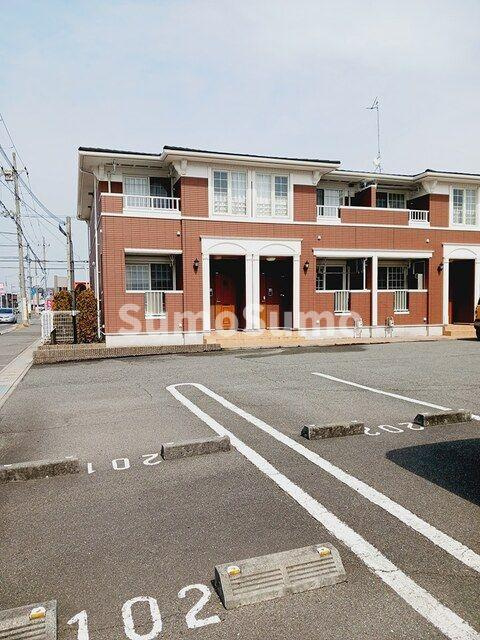 サワーパルシェの駐車場