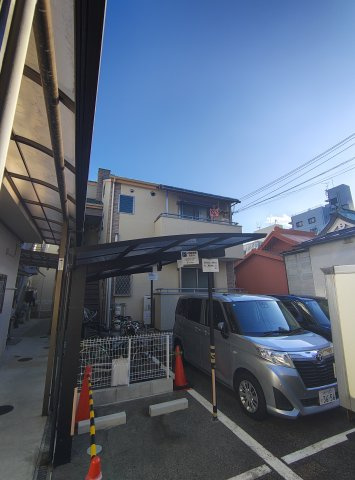 サン日暮ハイツの外観