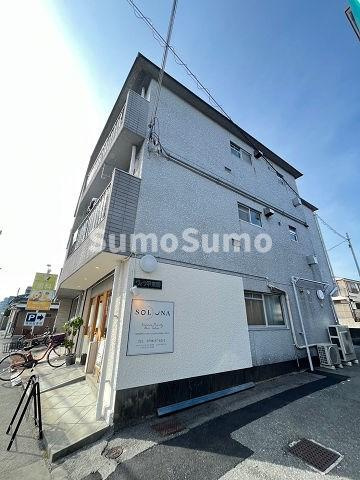ヴィラ甲東園（上大市2丁目）の外観