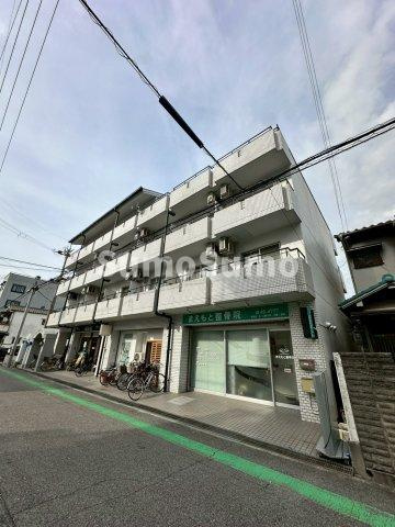 サンブレストの外観