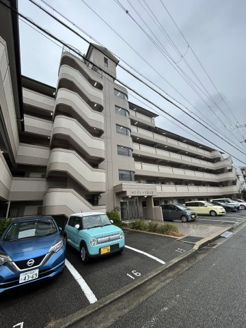 サングレイス西明石の駐車場