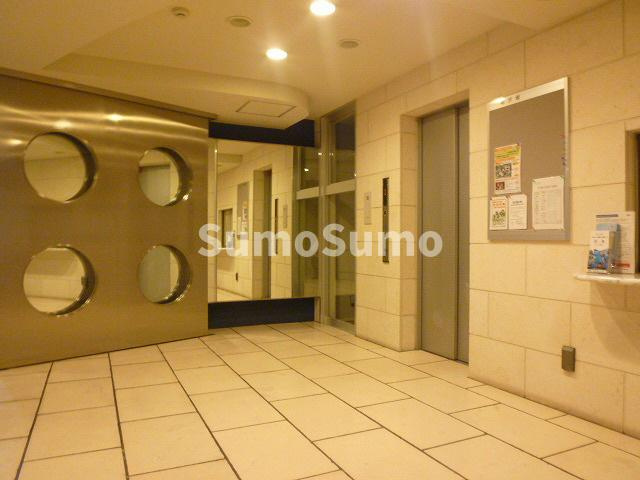 ジークレフ神戸元町のロビー