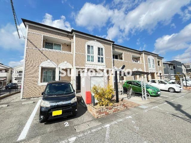 エイトリーブスの駐車場|駐車場があるので、車を買う予定の方も安心です