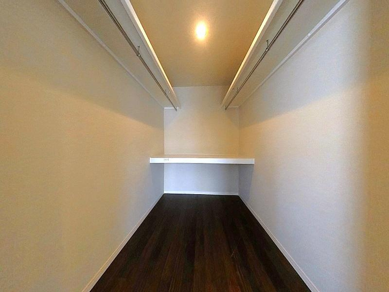 香南市野市母代寺　中古戸建ての収納