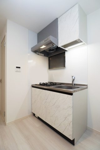 サヴォイ ル・ミラドール　4階のキッチン|別号室のものになります。現状優先。