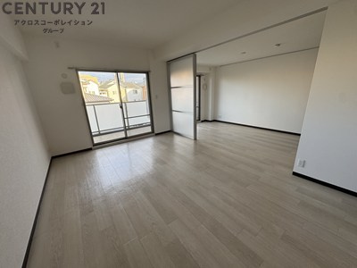 床暖房付きのリビングです！