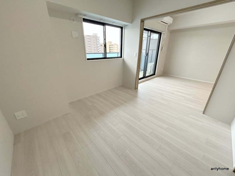 ルイレジデンス弁天町　仲介手数料無料の寝室