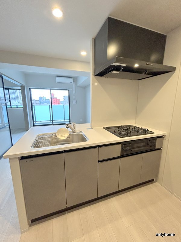 ルイレジデンス弁天町　仲介手数料無料のキッチン