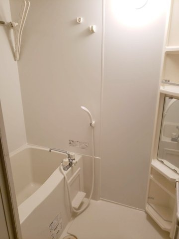 浴室乾燥機付きで便利です！