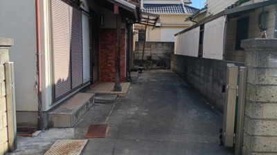 【駐車場】 | 中古戸建（加古川市別府町別府） | 軽自動車なら２台、可