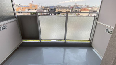 【バルコニー】 | ジークレフ加古川東｜室内リフォームしています｜ | 洋室7.4帖のバルコニー