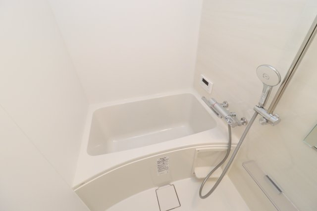 サヴォイ　ラ・シャンス　8階の浴室|別号室のものになります。現状優先。