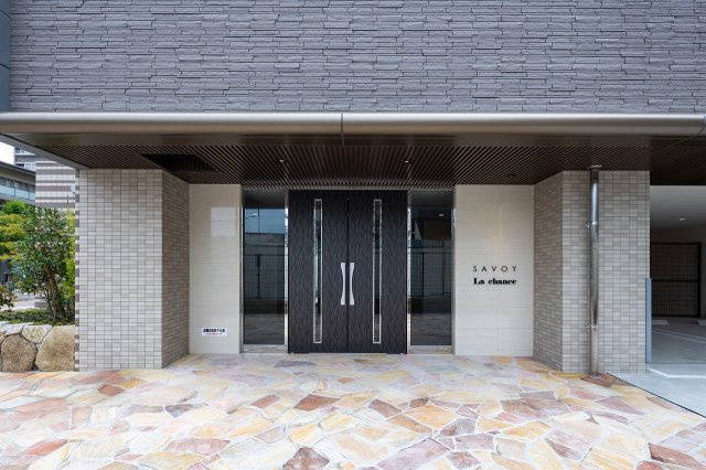 サヴォイ　ラ・シャンス　8階のエントランス
