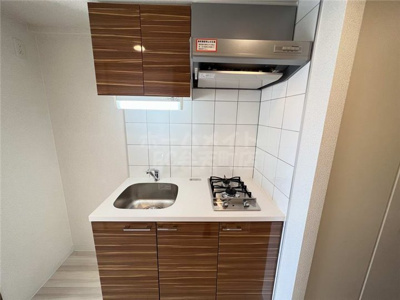 【キッチン】 | エスリード西九条レジデンス | コンパクトなキッチンで掃除もラクラク