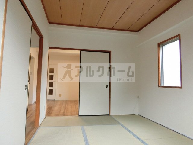 グラード柏原の和室