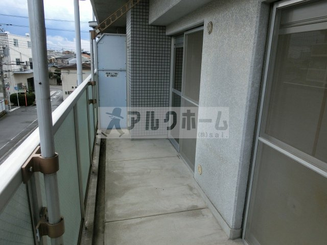 グラード柏原のバルコニー