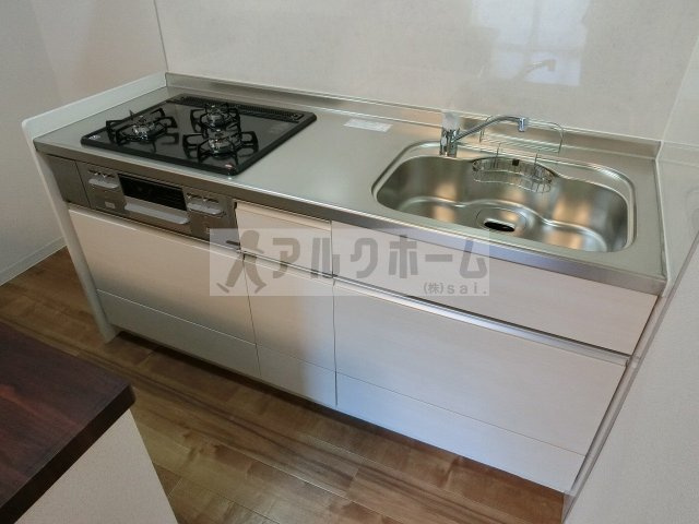 グラード柏原のキッチン