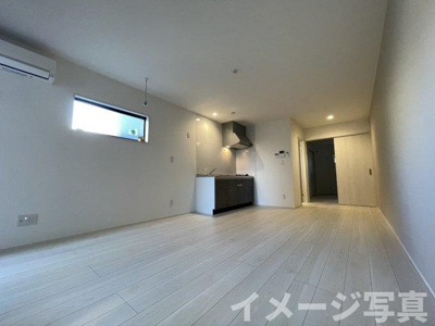 【居間・リビング】 | BC生駒B | ※同タイプ写真