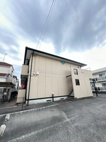 ジュネスの外観