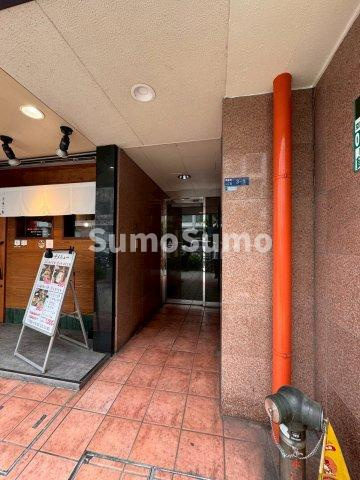 スタークィーンのエントランス