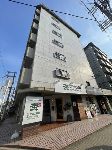 シャンティー塚本の外観