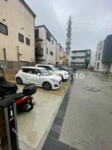カシータ蓬川緑地ウエストの駐車場