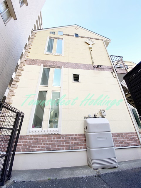 藤沢市藤沢のアパートの外観