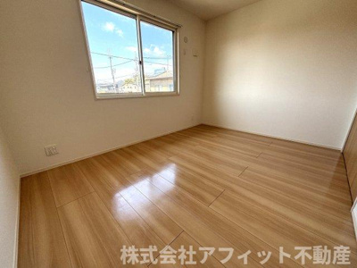 【寝室】 | アリエッタ湯野 | 洋室6帖