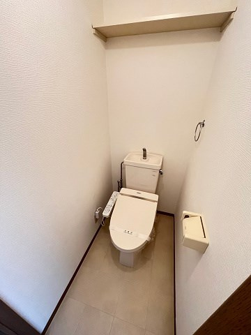 ジュネス仁川のトイレ