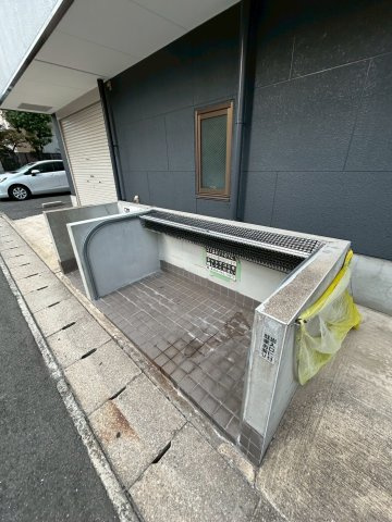 シャンテ本山のバルコニー