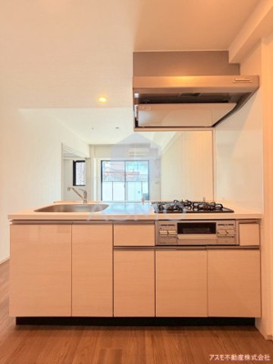 【キッチン】 | スプランディッド中之島DUE | 同マンション別部屋　参考写真