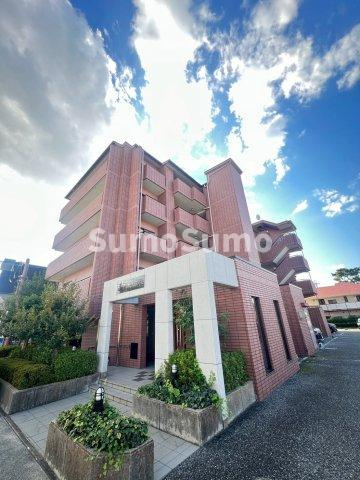 ジョイ・ディールの外観