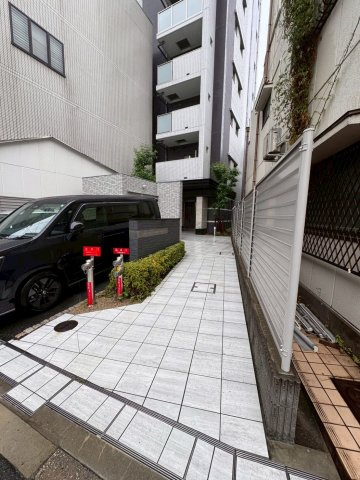 エスリード天王寺町北のエントランス