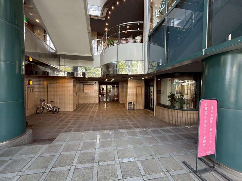 カウム芦屋のエントランス
