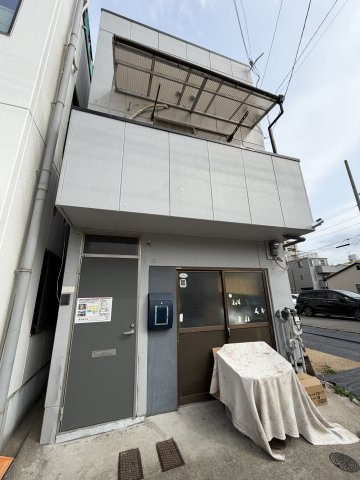 スギテラスの外観