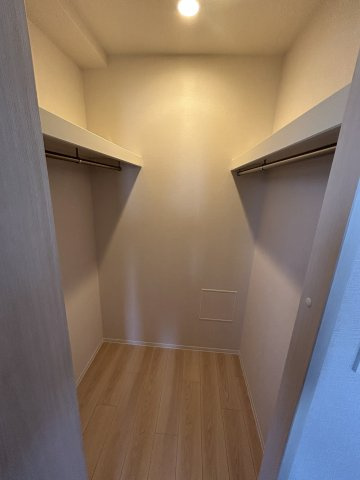 スプランディッドXI(イレブン)のエントランス|建物の内部です