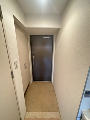 エスリード難波ステーションプラザの玄関