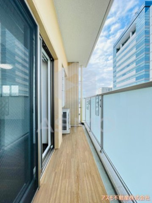 【バルコニー】 | セレニテフラン野田阪神駅前 | ※同物件　別間取り　参考写真