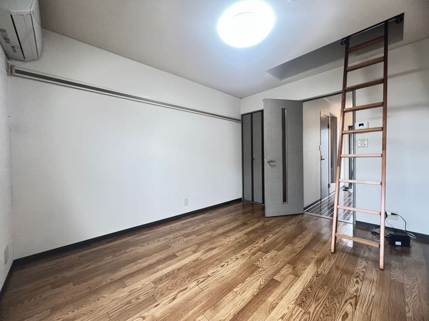 エテュード芦屋川の居間・リビング