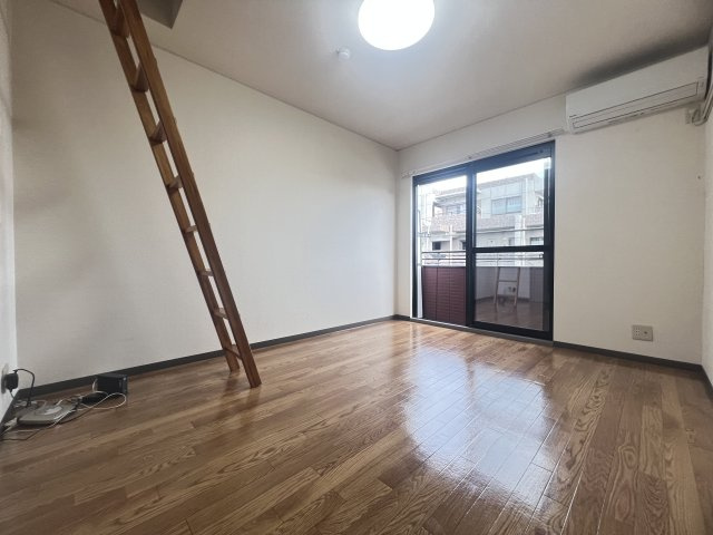 エテュード芦屋川の居間・リビング